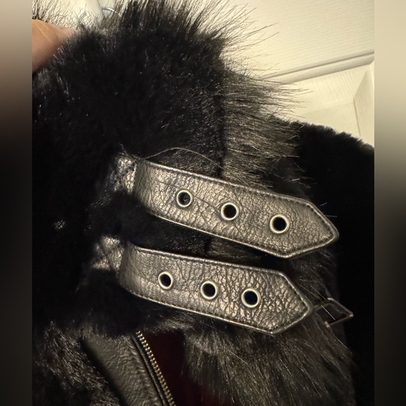 BLANK NYC Black Coat with Buckles Moto Inspired With Faux Fur Size L - Picture 10 of 11